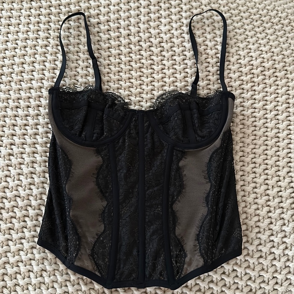 I’ve worn it to satisfaction! Size XS or S will be a perfect comfortable fit!